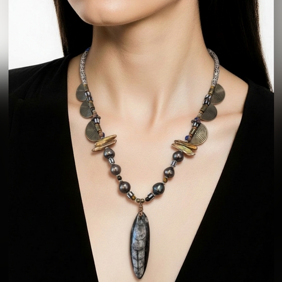 Elegant Pearl Beaded Fossil Necklace